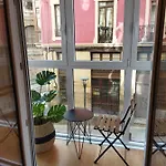 Apartament Hall Vi By Aston Bilbao