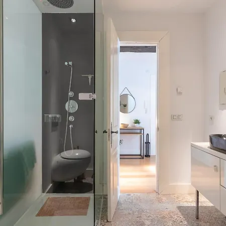 Apartment Hall Vi By Aston