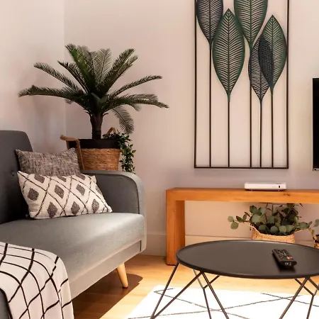 Hall Vi By Aston Apartment *